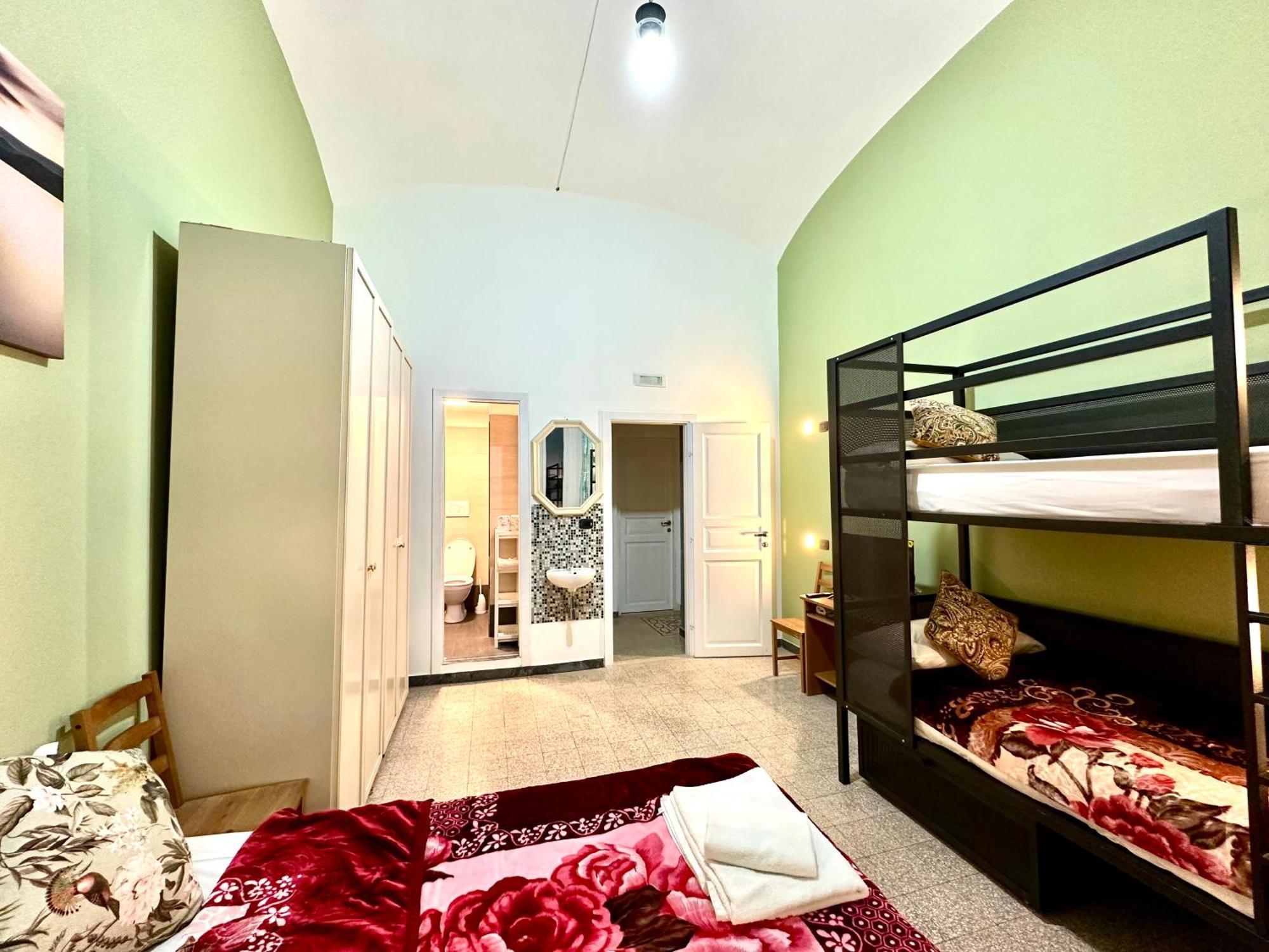 B&B Termini Colosseo Suite โรม ภายนอก รูปภาพ